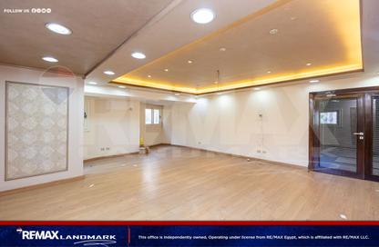 Office Space - Studio - 2 for sale in Ahmed Shawky St. - Mustafa Kamel - Hay Sharq - Alexandria