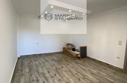 شقة - 3 غرف نوم - 2 حمامات للبيع في B11 - مدينتي - القاهرة