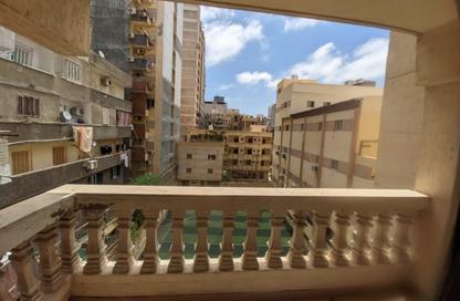 Apartment - 3 Bedrooms - 2 Bathrooms for sale in Khalil Mutran St. - Saba Basha - Hay Sharq - Alexandria