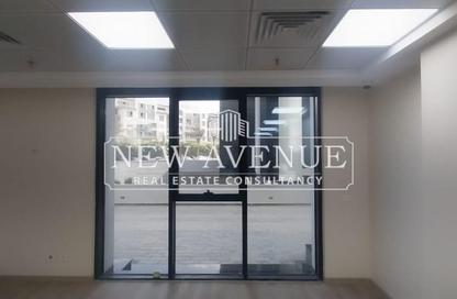 Office Space - 2 Bedrooms - 2 Bathrooms for rent in Hyde Park Business District Mall - South Teseen St. - The 5th Settlement - New Cairo City - Cairo