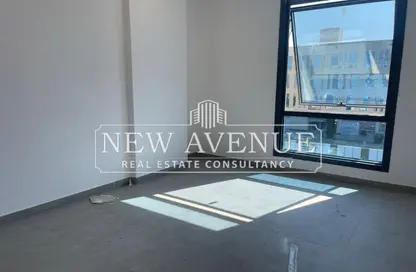 عيادة - غرفة نوم - 1 حمام للايجار في ميفيدا - كمبوندات التجمع الخامس - التجمع الخامس - مدينة القاهرة الجديدة - القاهرة