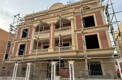 Apartment - 3 Bedrooms - 3 Bathrooms for sale in El Koronfel - The 5th Settlement - New Cairo City - Cairo