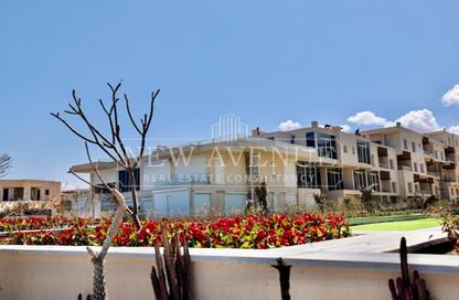 Townhouse - 2 - 3 for sale in Direction White - Ras Al Hekma - North Coast
