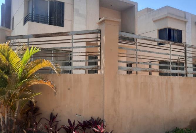 93816998 - صورة العقار 3