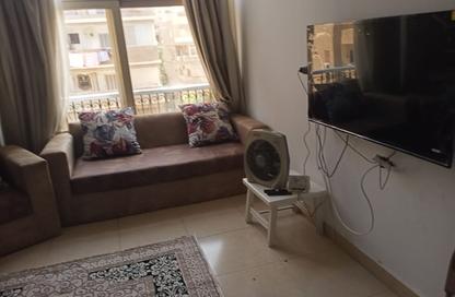 Apartment - 3 Bedrooms - 2 Bathrooms for sale in Al Farik Mohamed Ibrahim St. - 6th Zone - Nasr City - Cairo