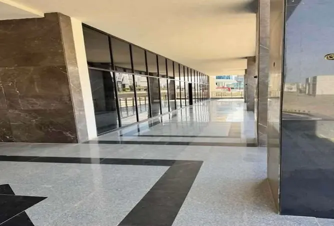 98831168 - Property Image 3