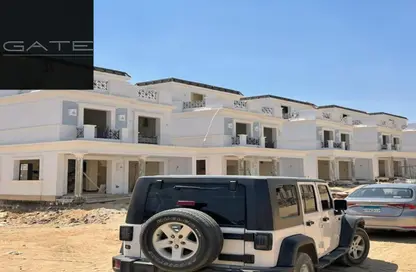 أي فيلا - 4 غرف نوم - 4 حمامات للبيع في ماونتن فيو اكتوبر بارك - الحي السادس - مدينة 6 أكتوبر - الجيزة