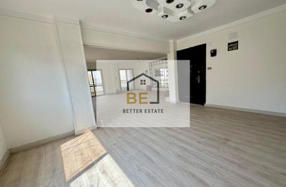 Apartment - 2 Bedrooms - 1 Bathroom for rent in Al Maahad Al Eshteraky St. - Roxy - Heliopolis - Masr El Gedida - Cairo