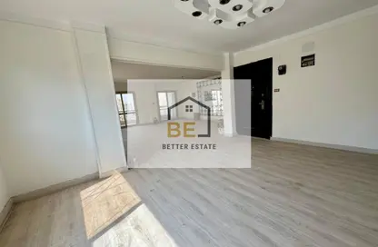 شقة - 2 غرف نوم - 1 حمام للايجار في شارع المعهد الاشتراكي - روكسي - مصر الجديدة - القاهرة