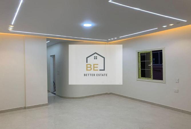 8521606 - Property Image 2