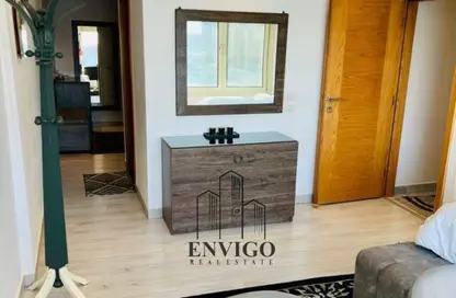 Apartment - 3 Bedrooms - 2 Bathrooms for sale in Cornish El Nile St. - Maadi - Hay El Maadi - Cairo