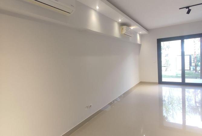 69832010 - Property Main Image