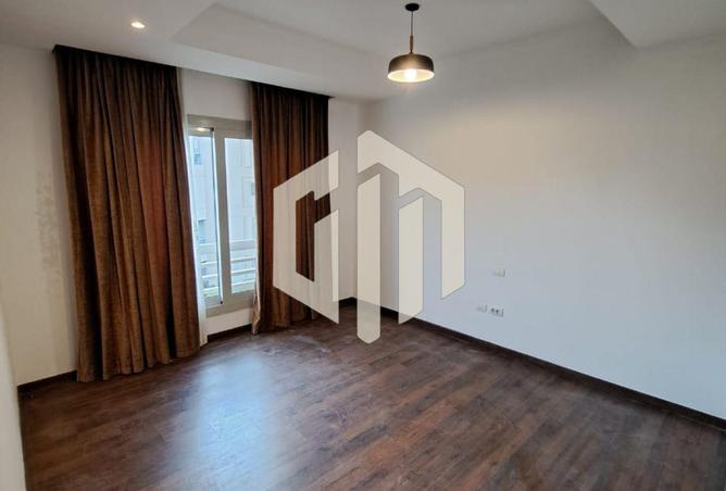 72183536 - Property Image 3