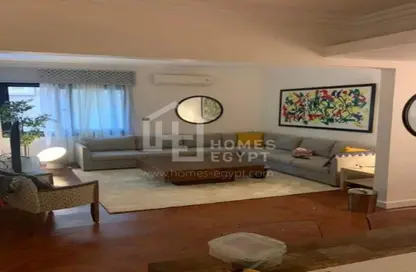 Apartment - 2 Bedrooms - 1 Bathroom for rent in Mohamed Maraashly St. - Zamalek - Cairo