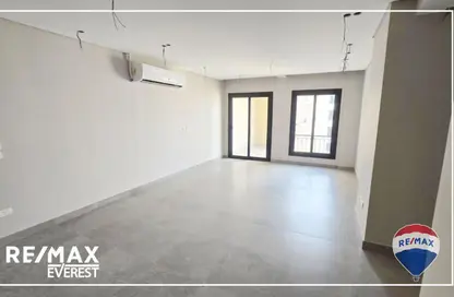 شقة - 3 غرف نوم - 3 حمامات للبيع في فيلدج ويست - كمبوندات الشيخ زايد - الشيخ زايد - الجيزة