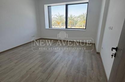 Office Space - Studio - 1 for rent in Lake View Residence - 5th Settlement Compounds - The 5th Settlement - New Cairo City - Cairo