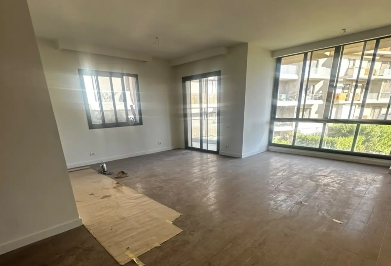 109917850 - Property Main Image