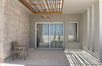 Chalet - 2 Bedrooms - 1 Bathroom for sale in Seashore - Ras Al Hekma - North Coast