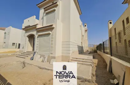 فيلا - 4 غرف نوم - 3 حمامات للبيع في جاردينيا بارك - الحي المتميز - مدينة 6 أكتوبر - الجيزة