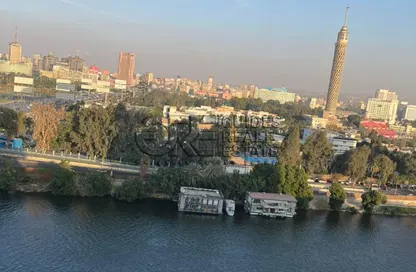 شقة - 4 غرف نوم - 3 حمامات للبيع في شارع كورنيش النيل - العجوزة - الجيزة