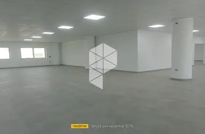 مساحات مكتبية - 5 غرف نوم - 2 حمامات للايجار في محور محمد نجيب - ابو الهول - مدينة القاهرة الجديدة - القاهرة