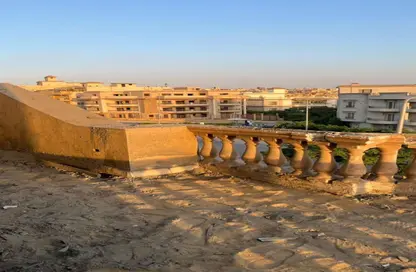 Roof - 3 Bedrooms - 2 Bathrooms for sale in Leila Mourad St. - El Yasmeen 5 - El Yasmeen - New Cairo City - Cairo