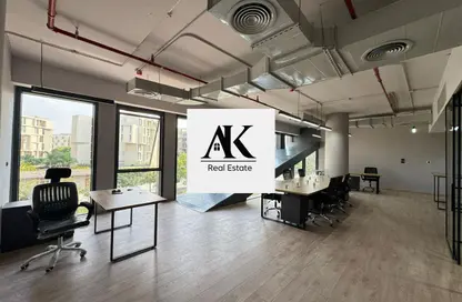 مساحات مكتبية - 4 غرف نوم - 1 حمام للايجار في ايستاون - كمبوندات التجمع الخامس - التجمع الخامس - مدينة القاهرة الجديدة - القاهرة