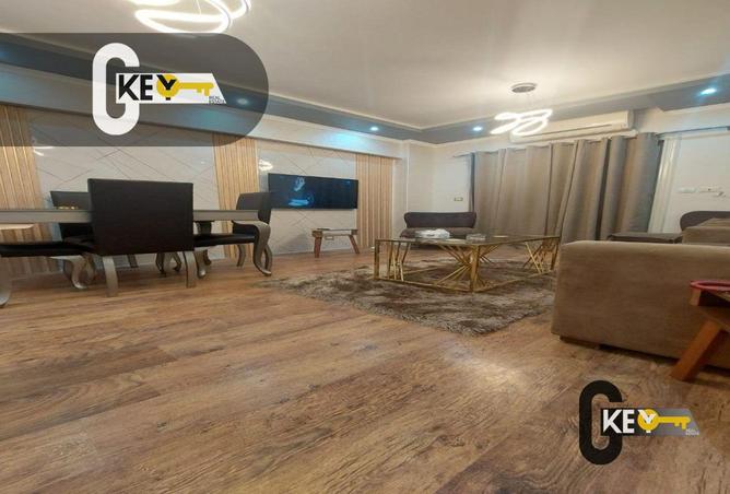 2OZuiwUrz8a - Property Image 3