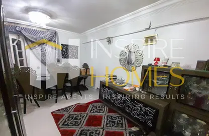 شقة - 3 غرف نوم - 1 حمام للبيع في ميامي - حي اول المنتزة - الاسكندرية