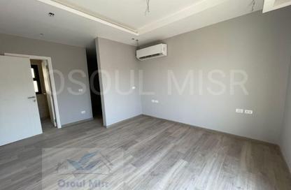 شقة - 3 غرف نوم - 3 حمامات للبيع في فيلدج ويست - كمبوندات الشيخ زايد - الشيخ زايد - الجيزة