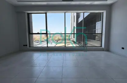 عيادة - غرفة نوم - 1 حمام للبيع في هالتاون - مدينة 6 أكتوبر - الجيزة