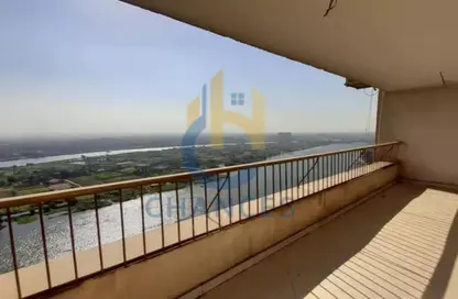 Apartment - 3 Bedrooms - 3 Bathrooms for sale in Cornish El Nile St. - Maadi - Hay El Maadi - Cairo