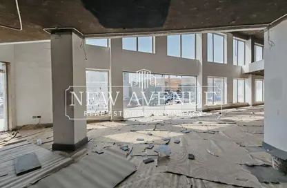 Show Room - 1 Bedroom - 1 Bathroom for rent in Zahraa Al Maadi St. - Degla - Hay El Maadi - Cairo