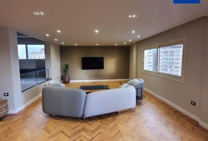 8720113 - Property Image 2