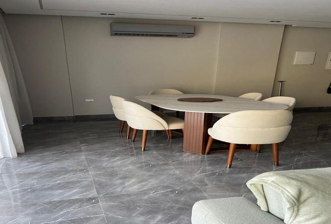 8601581 - Property Image 2