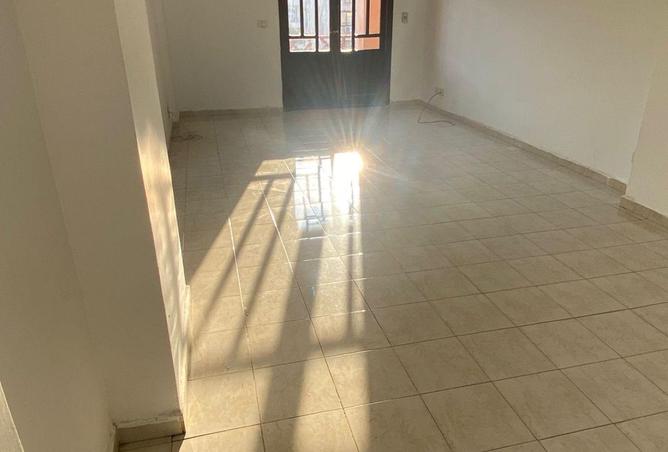 73774679 - Property Main Image