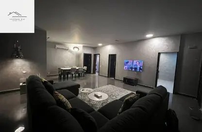 Apartment - 2 Bedrooms - 2 Bathrooms for rent in Palm Hills Village Gate - South Investors Area - New Cairo City - Cairo Apartment - 2 Bedrooms - 2 Bathrooms for rent in Palm Hills Village Gate - South Investors Area - New Cairo City - Cairo