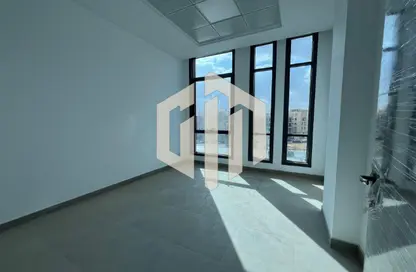 عيادة - غرفة نوم - 1 حمام للبيع في ميفيدا - كمبوندات التجمع الخامس - التجمع الخامس - مدينة القاهرة الجديدة - القاهرة