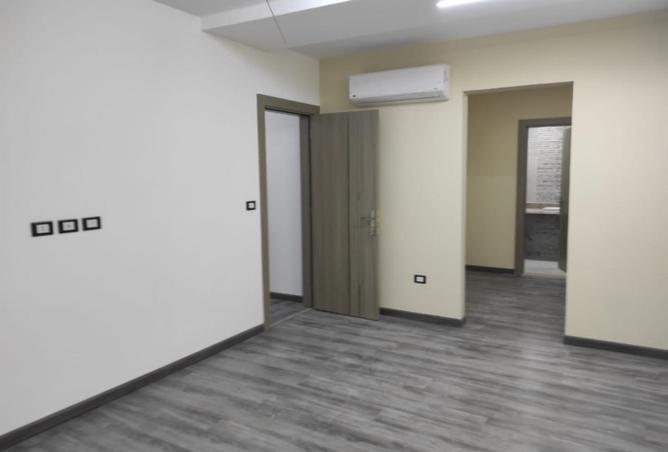 70372878 - Property Main Image