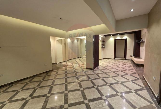 8521100 - Property Main Image