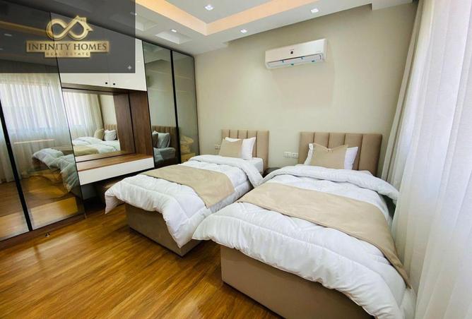 72717607 - Property Image 3