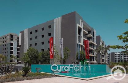 Apartment - 3 - 2 for sale in Sun Capital - Fayoum Desert road - 6 October City - Giza
