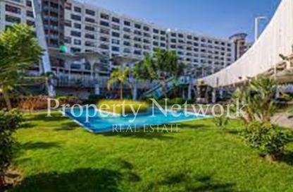 Retail - Studio - 1 Bathroom for sale in Bank Center Street - South Teseen St. - The 5th Settlement - New Cairo City - Cairo