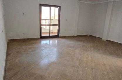 Office Space - Studio - 4 Bathrooms for rent in Abbas Al Akkad St. - 1st Zone - Nasr City - Cairo