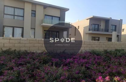 Townhouse - 5 Bedrooms - 4 Bathrooms for sale in Swan Lake Residence - 5th Settlement Compounds - The 5th Settlement - New Cairo City - Cairo Townhouse - 5 Bedrooms - 4 Bathrooms for sale in Swan Lake Residence - 5th Settlement Compounds - The 5th Settlement - New Cairo City - Cairo
