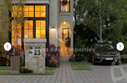 Twin House - 4 Bedrooms - 4 Bathrooms for sale in Levana - Uptown Cairo - Mokattam - Cairo