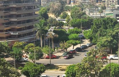 شقة - 4 غرف نوم - 2 حمامات للبيع في شارع نزيه خليفه - روكسي - مصر الجديدة - القاهرة