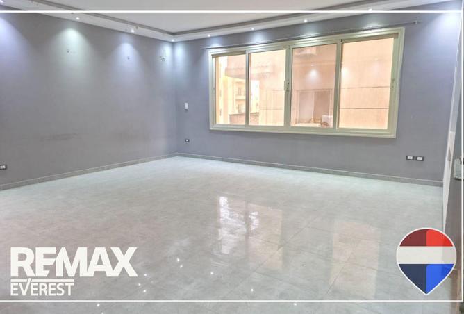 8628237 - Property Image 2