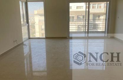 Apartment - 3 Bedrooms - 3 Bathrooms for rent in Garden Residence - Hyde Park - New Cairo City - Cairo