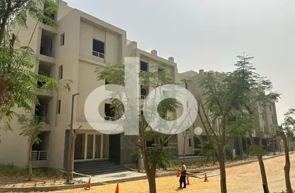 Apartment - 2 Bedrooms - 2 Bathrooms for sale in W Signature By Waterway - South Investors Area - New Cairo City - Cairo